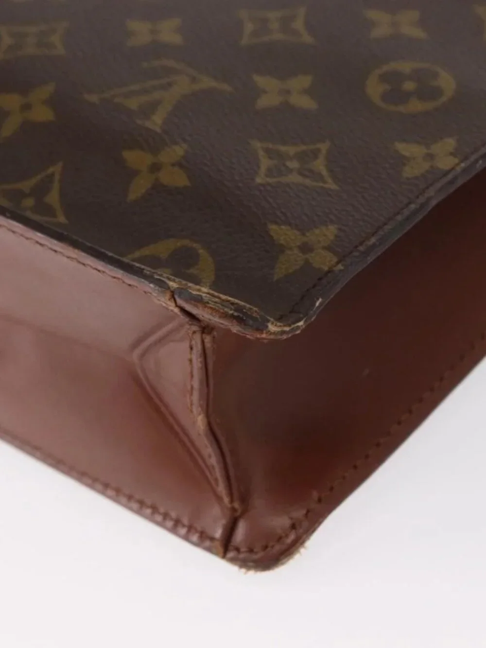 LOUIS VUITTON Monogram Porte Documents Bandouliere Bag M53338 LV Auth ka1231